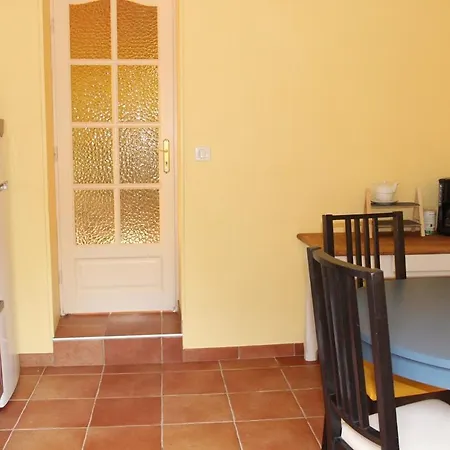 La Petite Maison * Orgueil